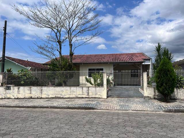 #V657 - Casa para Venda em Joinville - SC - 1