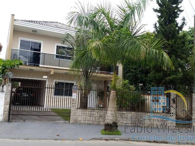 Sobrado para Venda em Joinville - 5
