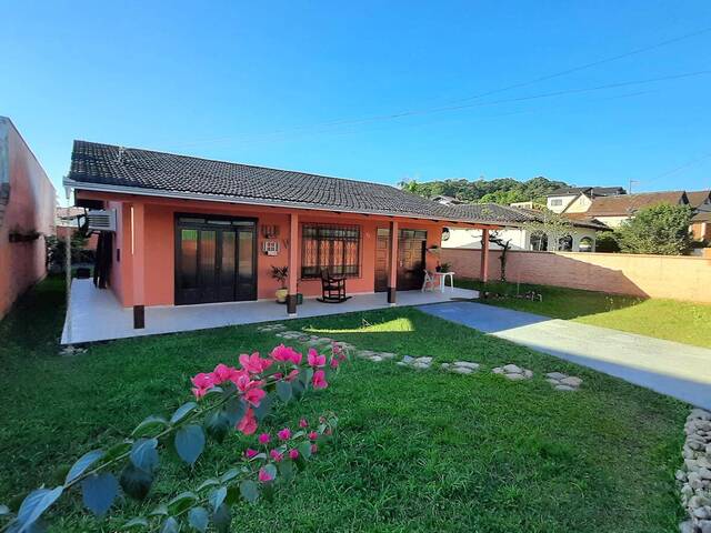 #185 - Casa para Venda em Joinville - SC