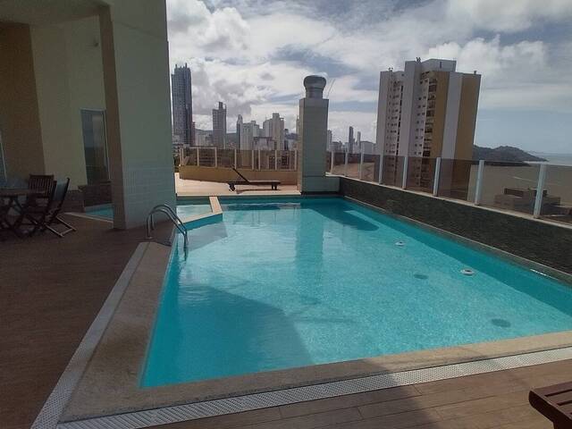#202 - Apartamento para Venda em Balneário Camboriú - SC - 2