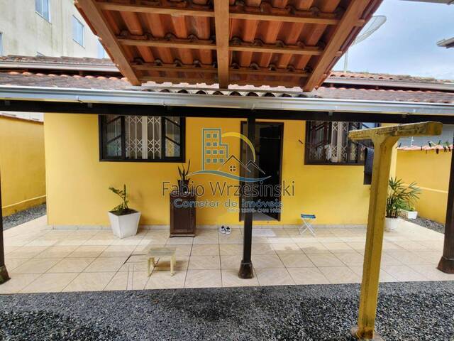 #318 - Casa para Venda em Joinville - SC