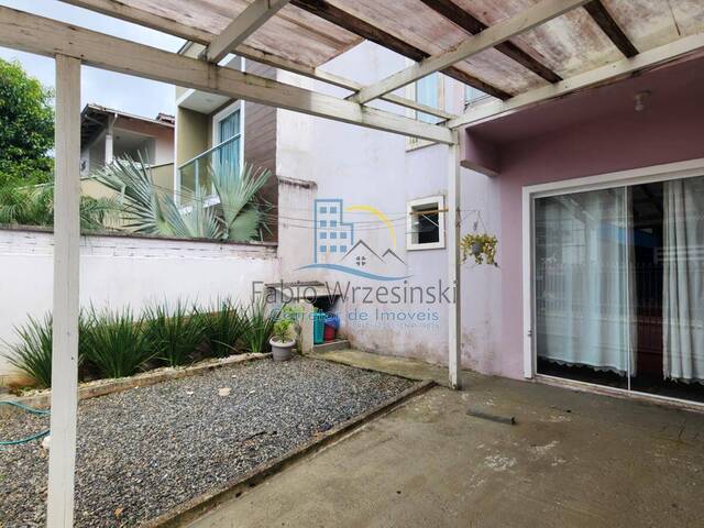 #331 - Geminado Sobrado para Venda em Joinville - SC