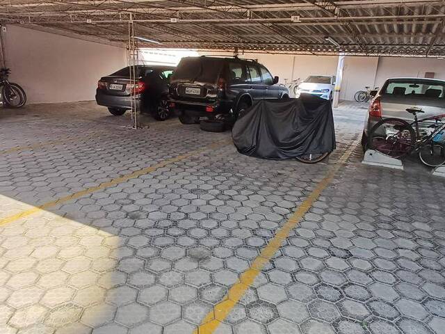 Apartamento para Venda em Joinville - 4