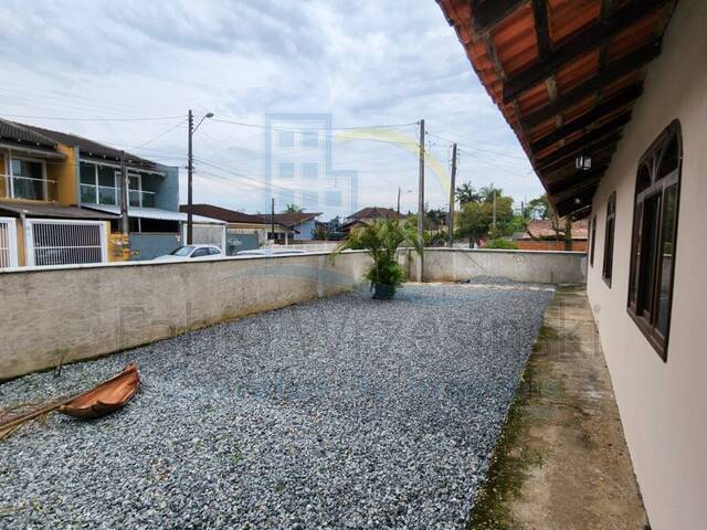 #395 - Casa para Locação em Joinville - SC