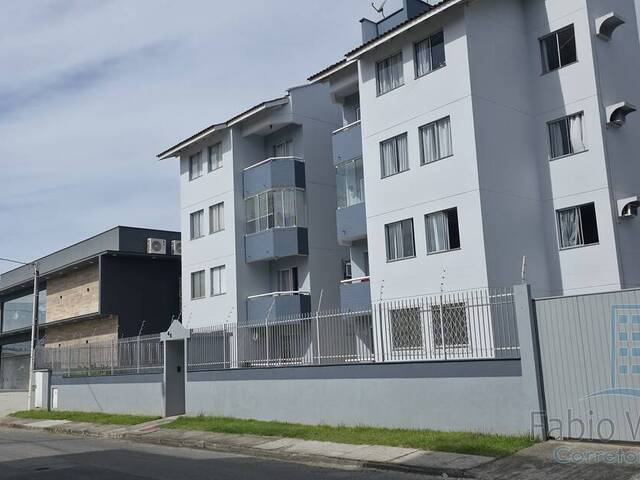 #412 - Apartamento para Locação em Joinville - SC