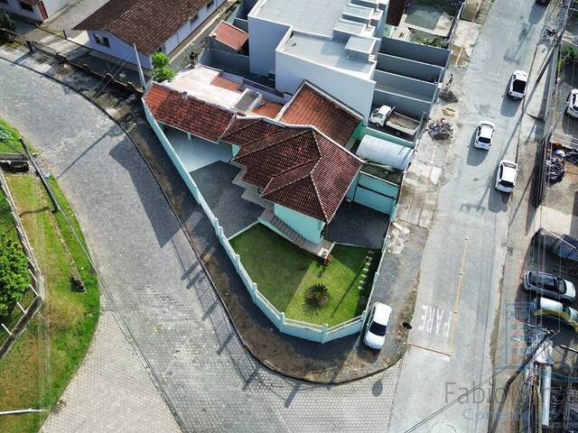 Casa para Venda em Joinville - 5
